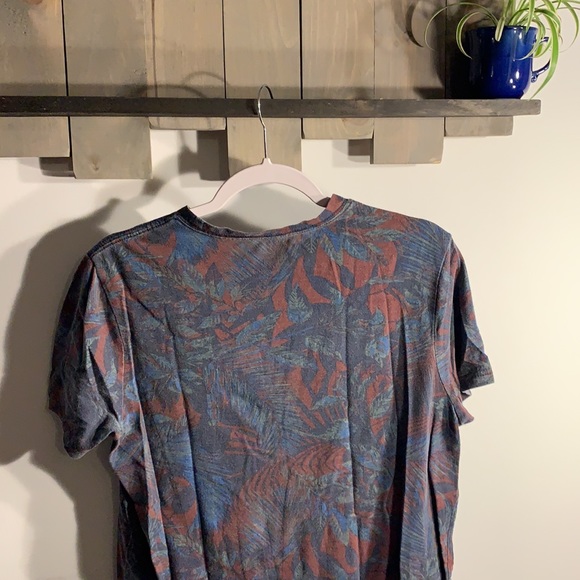 Graphic tee - Picture 4 of 4